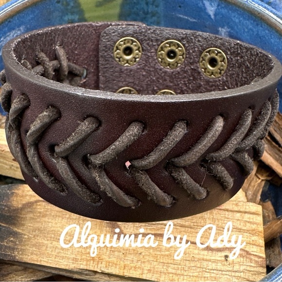 DISTRESSED LEATHER INFINITY KNOT ROPE BRACELET HOT CHOCOLATE - Picture 2 of 2